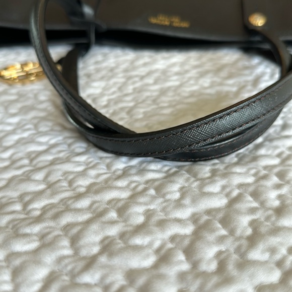 Black Henri Bendel large tote - Picture 5 of 14